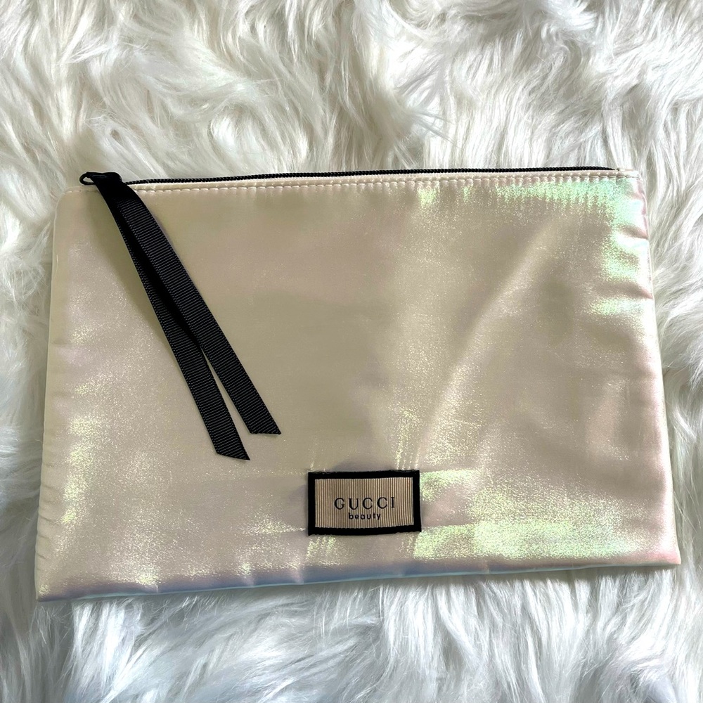 Gucci metallic pouch